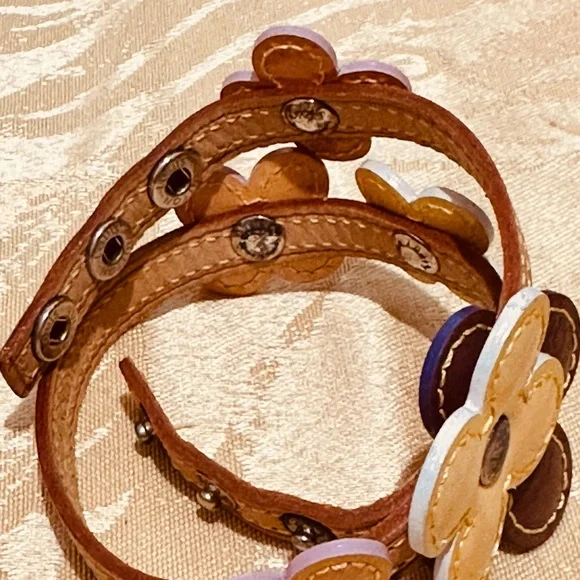 Authentic Louis Vuitton Tan Leather Double Strap Bracelet - Picture 2 of 14